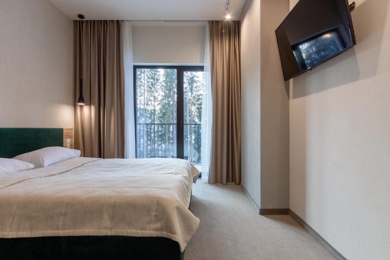 Hvoya & Hotel Bukowel