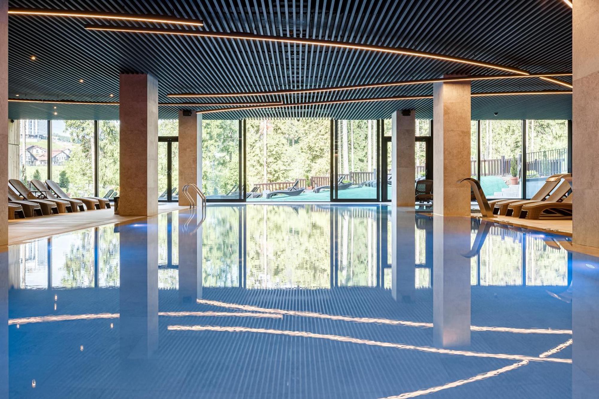 Hvoya & Hotel Bukowel